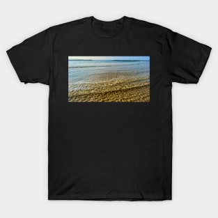 Beach Sand Ripples and Ocean Design T-Shirt